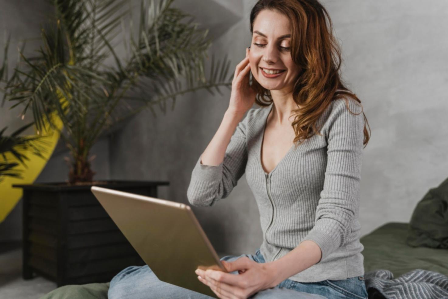 Interface d'outils de gestion financière moderne sur écran